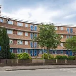 Vivian House